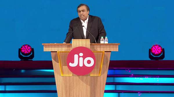 ಡೇಟಾ ಬಳಕೆ 20 ಕೋಟಿ ಜಿಬಿಯಿಂದ 370 ಕೋಟಿ ಜಿಬಿಗೆ