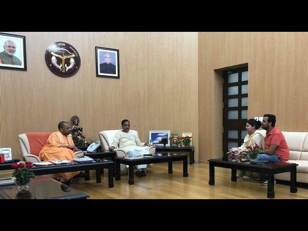 apple executive vivek tiwari police trying to cover up brijesh pathak