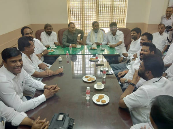 ಒಮ್ಮತ ಮೂಡಿಲ್ಲ 