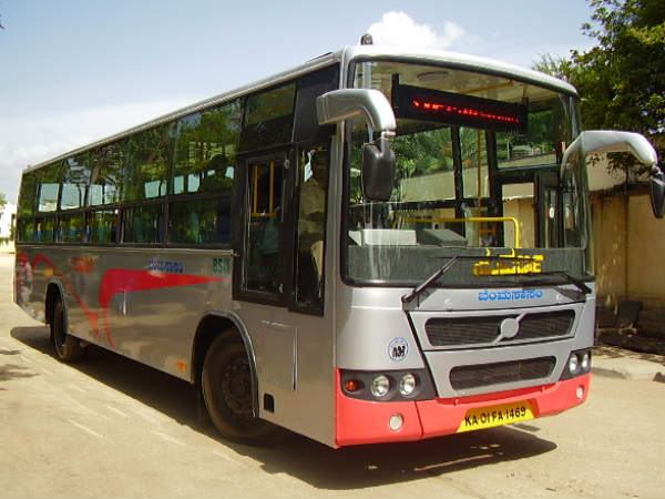 ಹಳೆಯ ಬಸ್‌ಗಳು ಗುಜರಿಗೆ