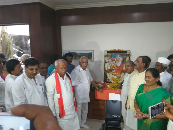 ಸ್ಟಾರ್ ಪ್ರಚಾರಕರು