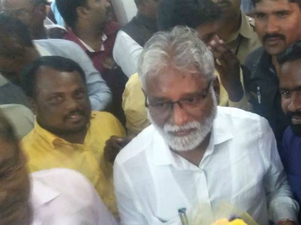 ಕಾಂಗ್ರೆಸ್, ಜೆಡಿಎಸ್‌ ವಿರುದ್ಧ ವಾಗ್ದಾಳಿ