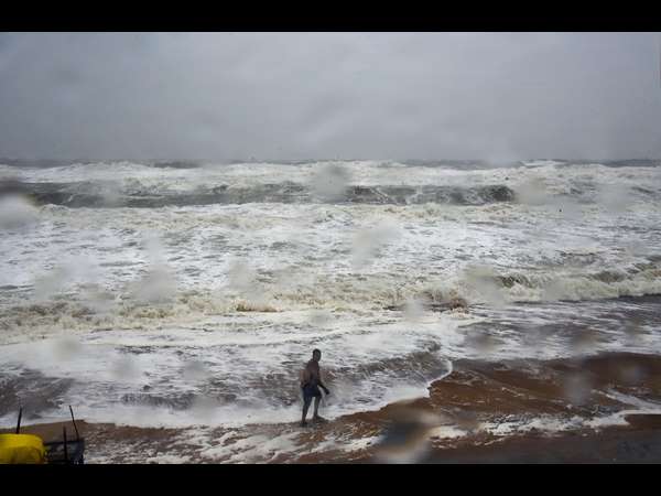 ಗಂಟೆಗೆ 120 ರಿಂದ140 ಕಿಮೀ.