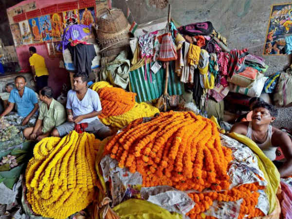 ದಸರಾಗೆ ತಮಿಳುನಾಡು, ಆಂಧ್ರದಿಂದ ಬಂದ ಬೂದುಗುಂಬಳ ದಸರಾಗೆ ತಮಿಳುನಾಡು, ಆಂಧ್ರದಿಂದ ಬಂದ ಬೂದುಗುಂಬಳ