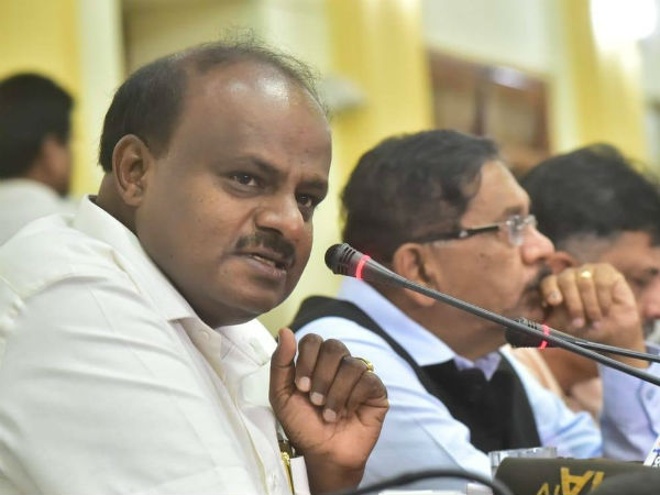 ಕುಮಾರಸ್ವಾಮಿ ಸಭೆ