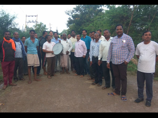 Village people prevent open defecation in Maigur village