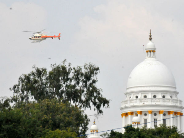 Helicopter Jolly Ride has begun to see the city of Mysore