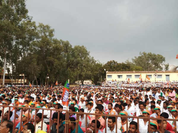 ಅನುದಾನ ನೀಡಿದ್ದೇನೆ 