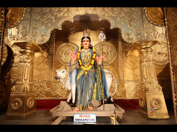 ವಿಜೃಂಭಣೆಯಿಂದ ನಡೆಯುತ್ತೆ ಮಂಗಳೂರು ದಸರಾ