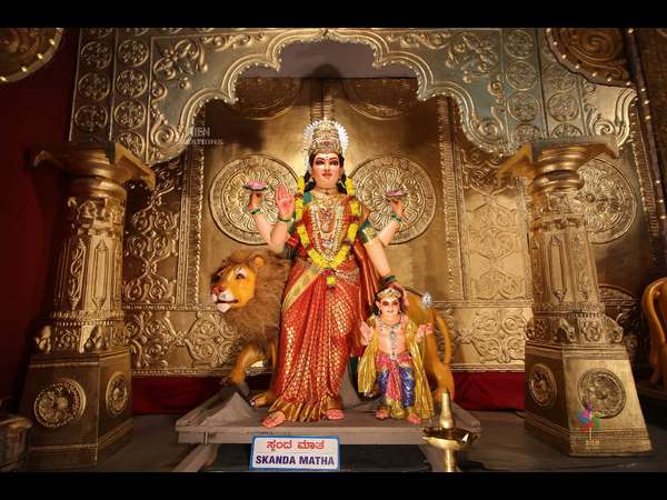 ಲಕ್ಷಾಂತರ ಜನ ಭಾಗಿ