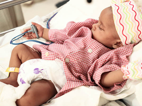 My 2 month old baby’s heart is not able to pump blood