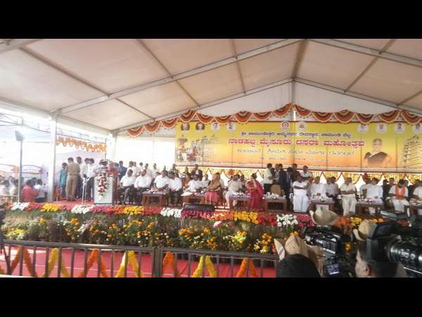 ಸರ್ವಜ್ಞ, ಡಿವಿಜಿ ಅವರನ್ನು ಸ್ಮರಿಸಿದ ಸುಧಾ ಮೂರ್ತಿ ಸರ್ವಜ್ಞ, ಡಿವಿಜಿ ಅವರನ್ನು ಸ್ಮರಿಸಿದ ಸುಧಾ ಮೂರ್ತಿ