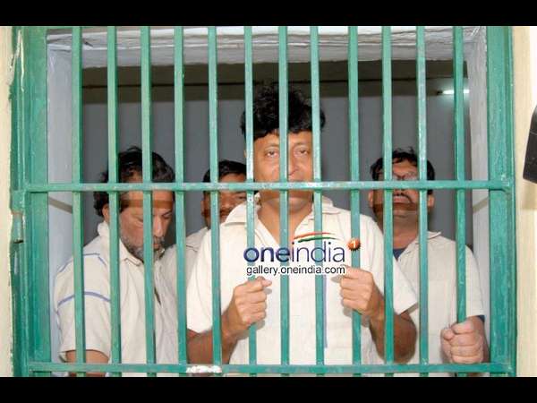 ಪೊಲೀಸರ ಮಾರುವೇಷದ ಕಾರ್ಯಾಚರಣೆ