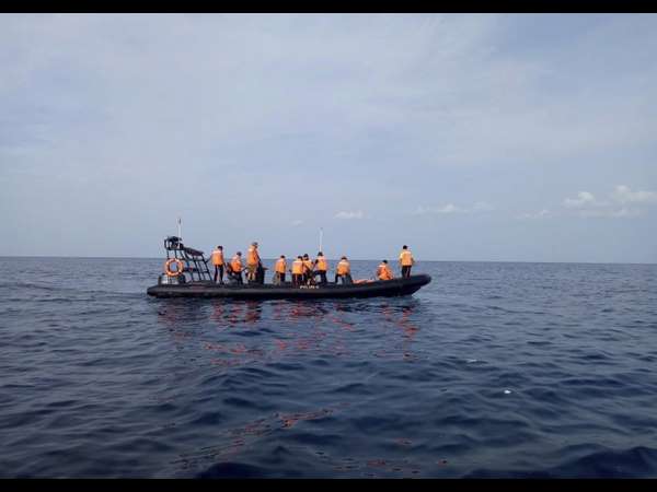 ಬ್ಲ್ಯಾಕ್ ಬಾಕ್ಸ್ ಪರಿಶೀಲನೆ ಮಾಡಬೇಕು