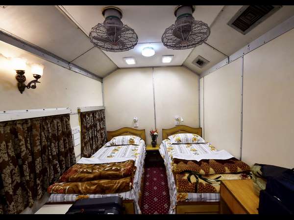 ಕೇಂದ್ರ ರೈಲ್ವೆಯಲ್ಲಿ ಕಳವು