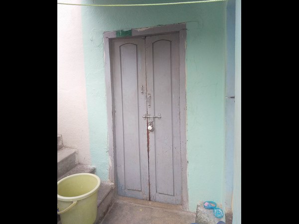 ಮೂರು ಮನೆಯಲ್ಲಿ ಮಹಿಳೆಯರು ನಾಪತ್ತೆ