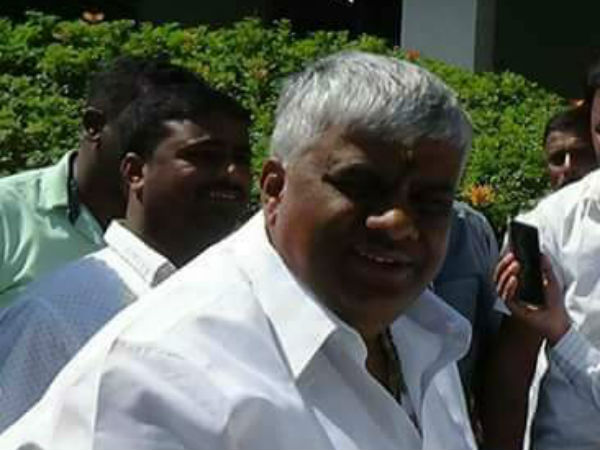 ಅಡ್ರೆಸ್ ಹುಡುಕಿಕೊಳ್ಳಲಿ