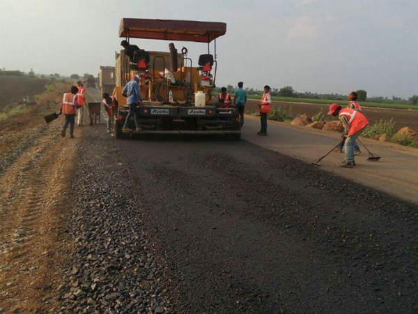 ಹೆದ್ದಾರಿಗಳ ಕೆಲಸಕ್ಕೆ ವೇಗ