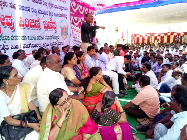 ಸರ್ಕಾರ ವಿರುದ್ಧ ಆಕ್ರೋಶ