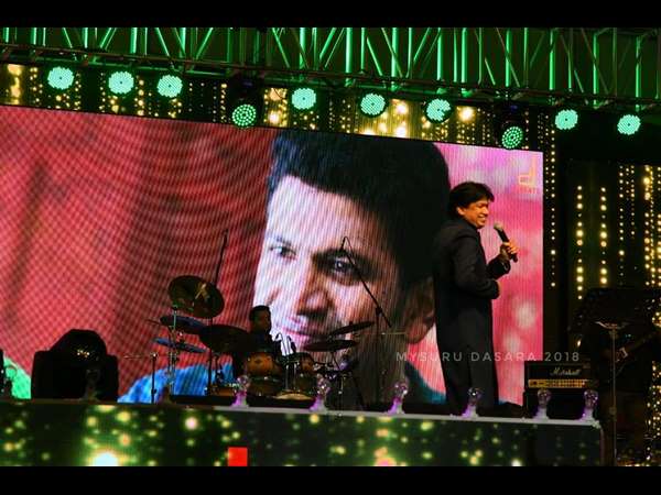 ಗೊಂಬೆ ಹೇಳುತೈತೆ ಹಾಡು ಸೂಪರ್‌ ಹಿಟ್‌