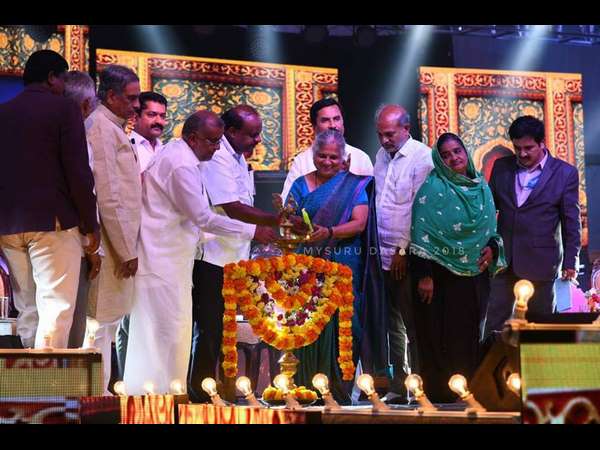 ಸಿಎಂ, ಸುಧಾ ಮೂರ್ತಿ ಚಾಲನೆ