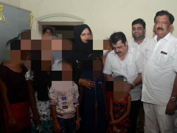 Zameer Ahmed Khan donates 10 lakhs for HIV affected kids Zameer Ahmed Khan donates 10 lakhs for HIV affected kids