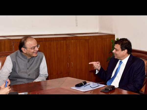 ಹಣಕಾಸು ಸಚಿವರು ಹಾಗೂ ಪ್ರಧಾನಿಯನ್ನು ಭೇಟಿ ಆಗಿದ್ದರು