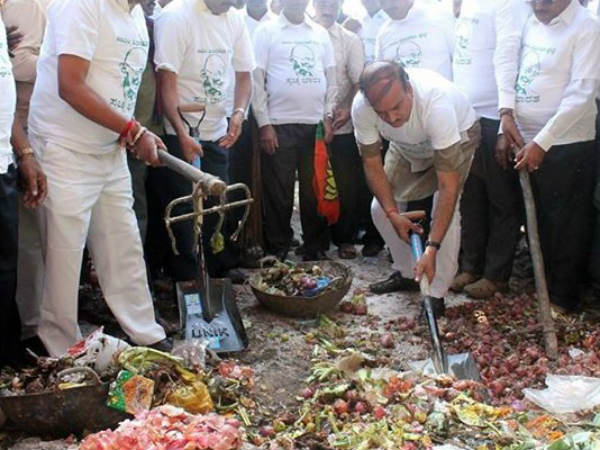 ಬಡವರಿಗೆ ಮನೆಗಳು
