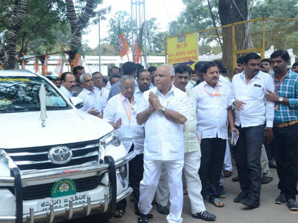 ಸರ್ಕಾರ ರಚನೆ ಕಸರತ್ತು