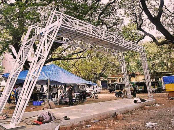 DC order to stop work of smart bus stands in Mangaluru