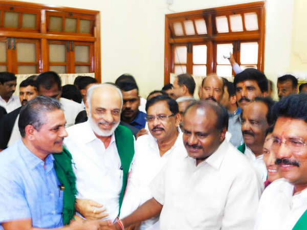 ಜಿಲ್ಲಾಧಿಕಾರಿಗಳು