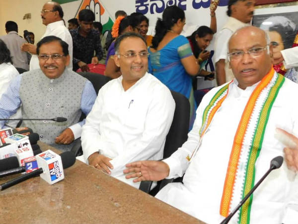 ಕಾಂಗ್ರೆಸ್‌ ಮುಂದೂಡುತ್ತಿದೆ