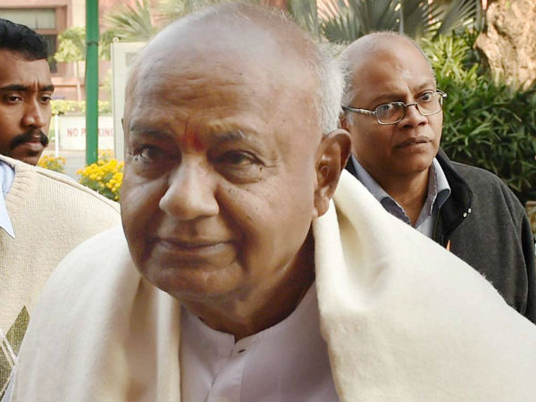 ದೇವೇಗೌಡ ಅವರ ರಾಜಕೀಯ ಸೇವೆ 