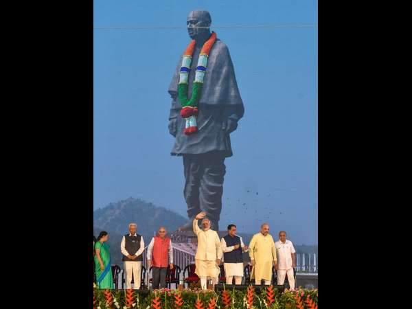  ಪ್ರತಿಮೆ ಅನಾವರಣಗೊಳಿಸಿರುವುದು ವ್ಯಂಗ್ಯದಂತಿದೆ 