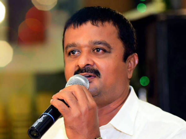 ಕಾಂಗ್ರೆಸ್‌ ಸೇರುವುದಾಗಿ ಘೋಷಣೆ