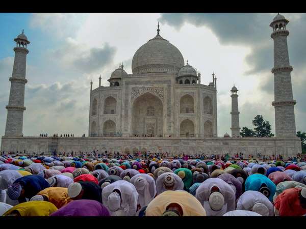ತಾಜ್ ಮಹಲ್ ನಿರ್ವಹಣೆಯನ್ನು ವಕ್ಫ್ ಮಂಡಳಿಗೆ