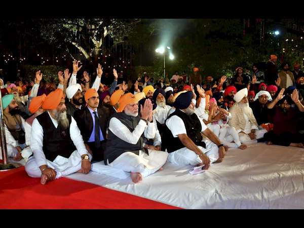‘Even Berlin Wall fell,’ PM Modi hopes Kartarpur corridor will act as bridge