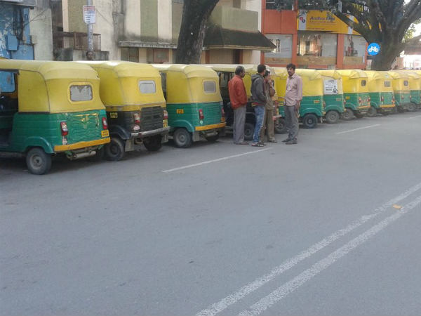 ಪಾರ್ಕಿಂಗ್ ಜಾಗವಿಲ್ಲ