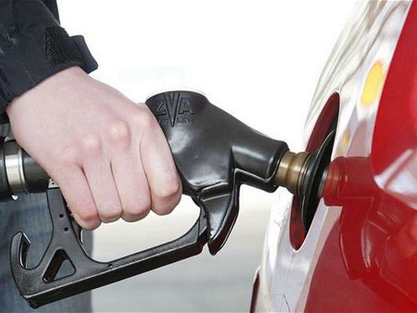  21 ದಿನಗಳಲ್ಲಿ ಪೆಟ್ರೋಲ್ 4.63 ರೂನಷ್ಟು ಕಡಿಮೆ