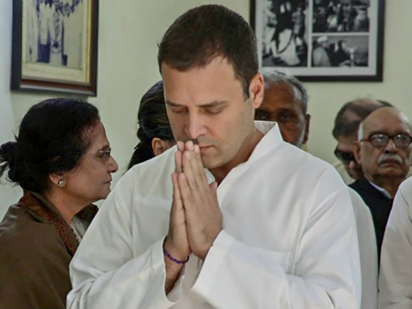 Ambareesh death : Congress family lost a valuable member says Rahul Gandhi Ambareesh death : Congress family lost a valuable member says Rahul Gandhi