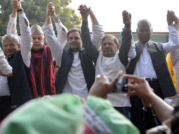 Rahul Gandhi and other opposition party leaders supported Farmers 