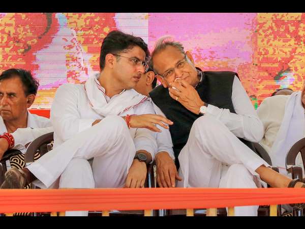 ಕಣದಿಂದ ದೂರವಿರಿಸುವ ಯೋಚನೆ ಏಕೆ? ಕಣದಿಂದ ದೂರವಿರಿಸುವ ಯೋಚನೆ ಏಕೆ?