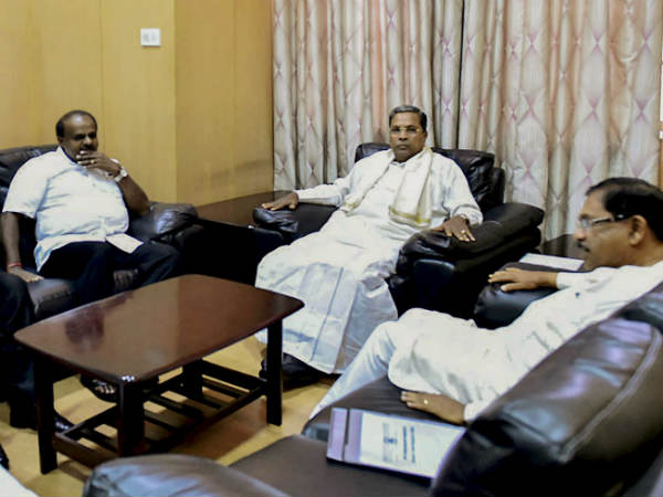 ಸಿದ್ದರಾಮಯ್ಯ ಬಳಿ ಚರ್ಚೆ