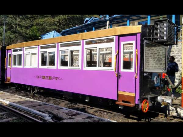 Vistadome coach rail first trial trip success