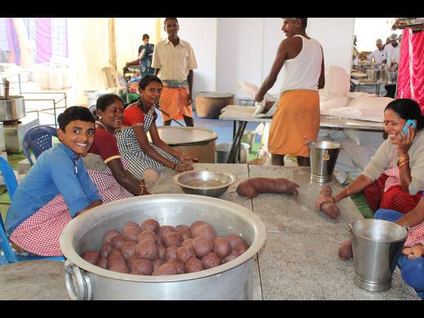 ವಿಶೇಷ ಸವಲತ್ತುಗಳು