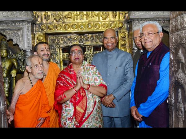 ಕಂಚಿನ ಕೃಷ್ಣನ ಮೂರ್ತಿ ಉಡುಗೊರೆ 