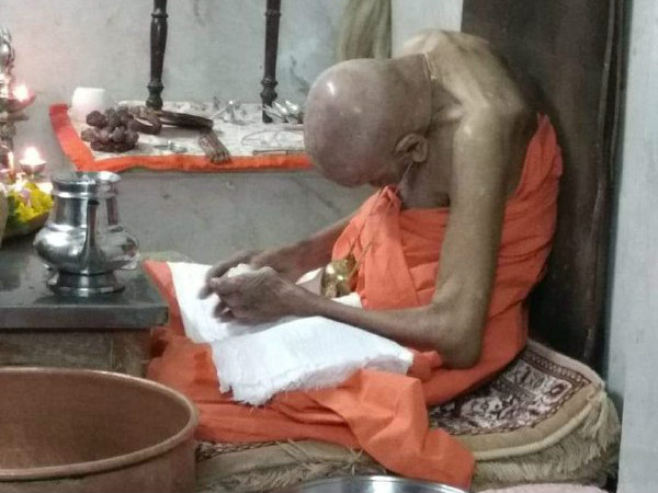  Tumkuru: Siddaganga Sri Shivakumar Swamijis health is stable