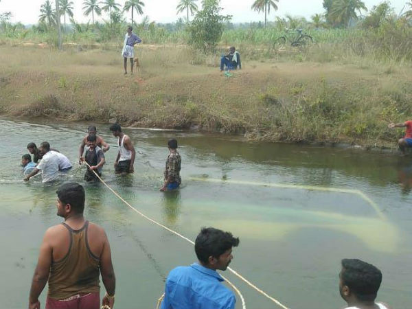 ಮಕ್ಕಳನ್ನು ಶಾಲೆಗೆ ಕಳುಹಿಸಲು ಹೆದರುತ್ತಿದ್ದಾರೆ