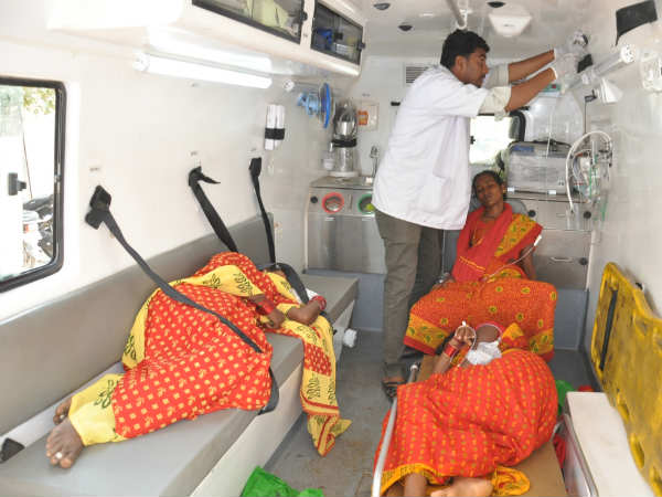 Chamarajanagar Temple food poison: Cooks daughter died Chamarajanagar Temple food poison: Cooks daughter died