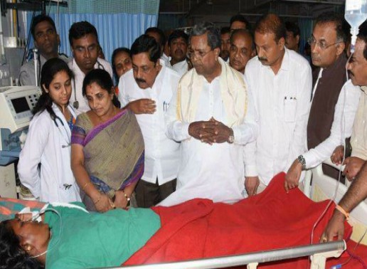 KPCC giving 1 lakh to compensation to the deceased family in Chamarajanagar